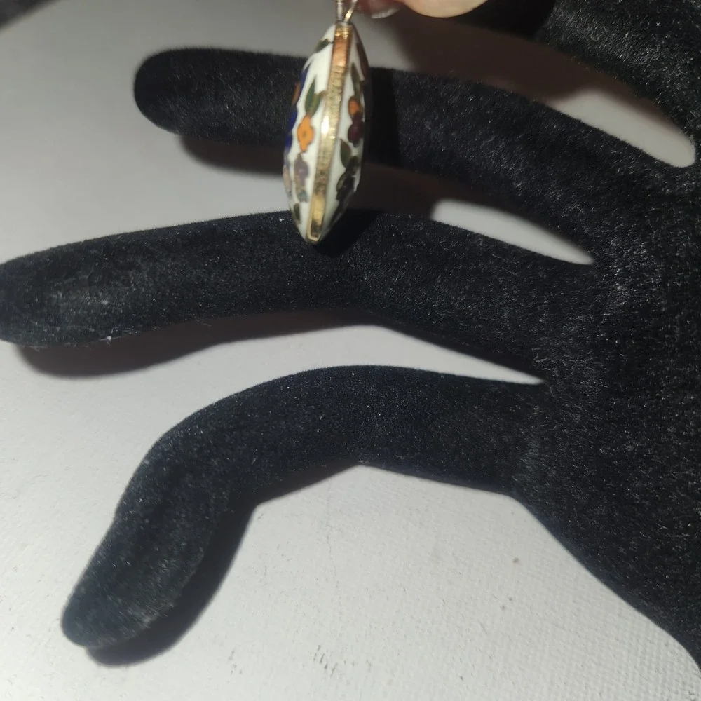 N/A vintage inspired